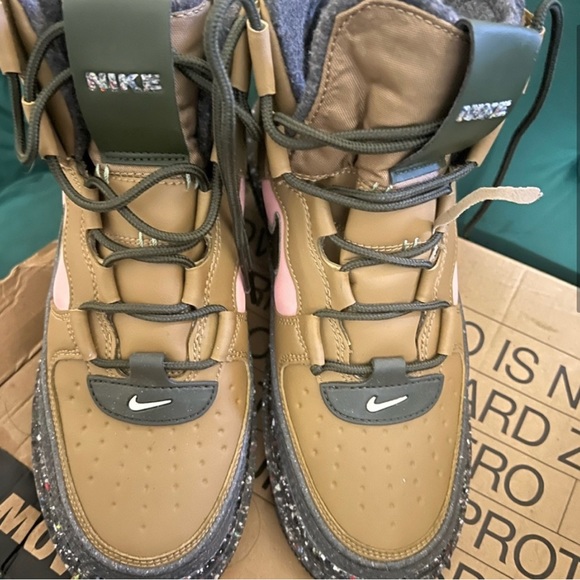 Air Force 1 Boots - Picture 3 of 4